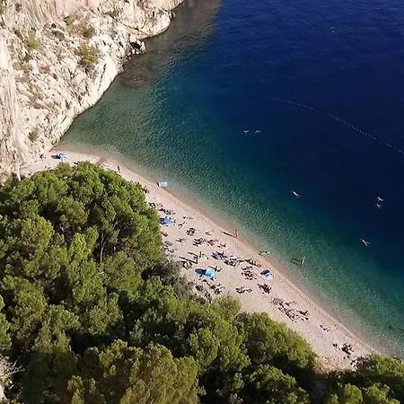 Bellissima By The Sea