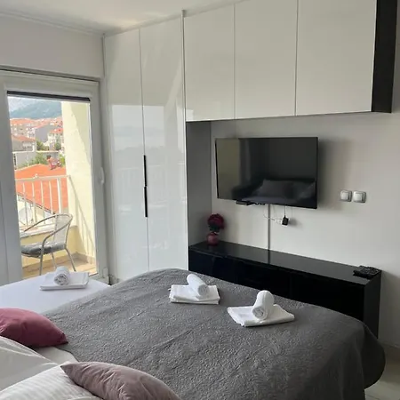 Bellissima By The Sea Apartment *